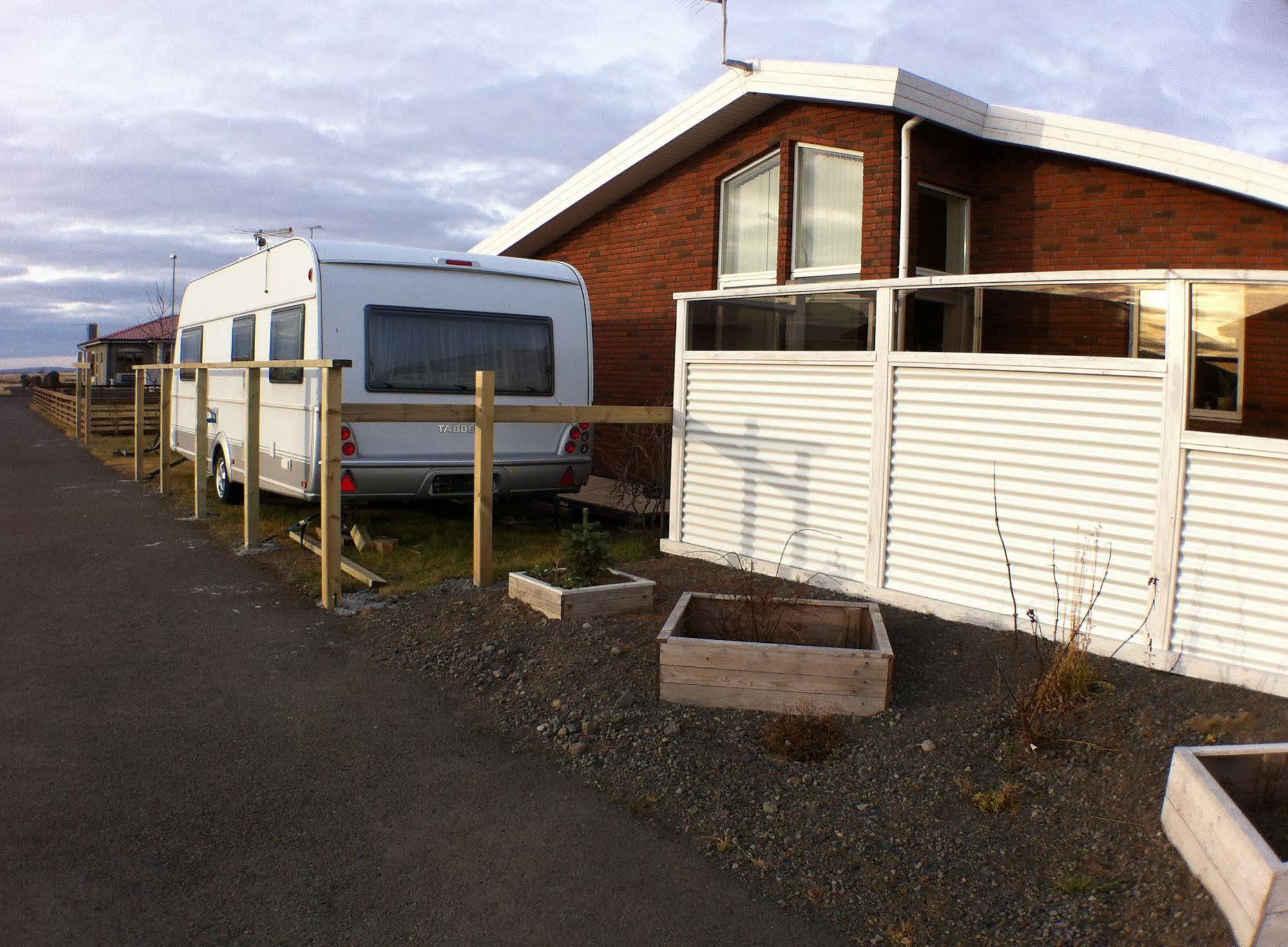 Guesthouse Bjarney Selfoss Extérieur photo